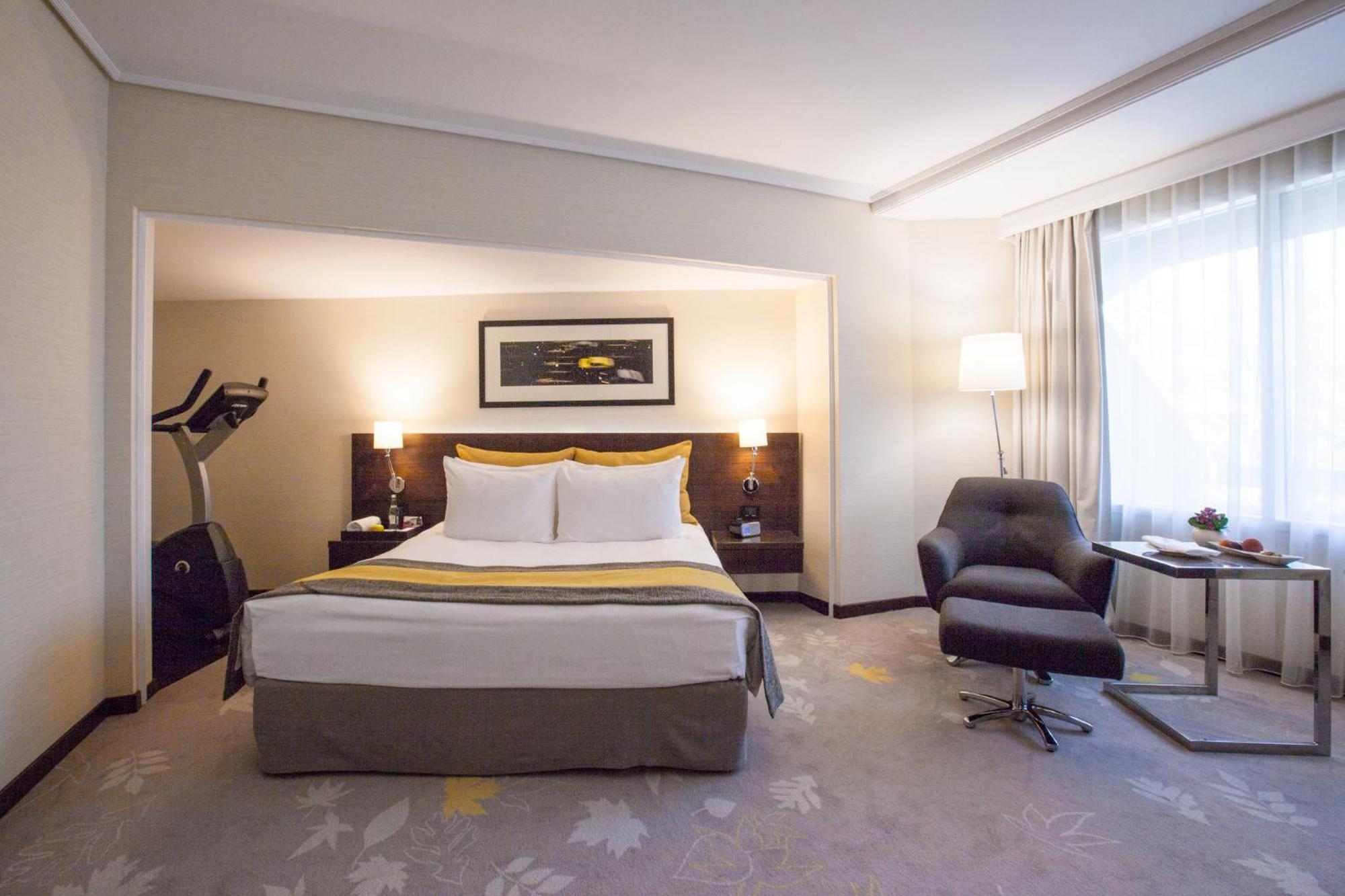 Hotel Crowne Plaza Bucharest By Ihg Exteriér fotografie